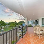 Beachfront Apartment The Strand